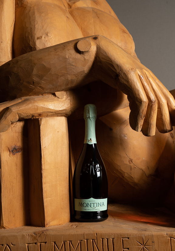 dettaglio confezione vino personalizzata